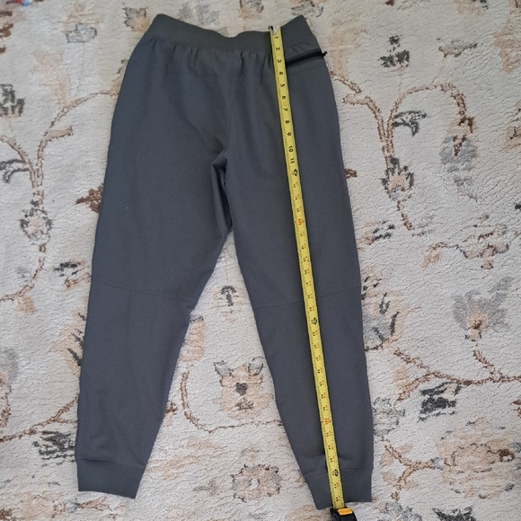 Under Armour MENS Athletic Pants - Picture 4 of 8